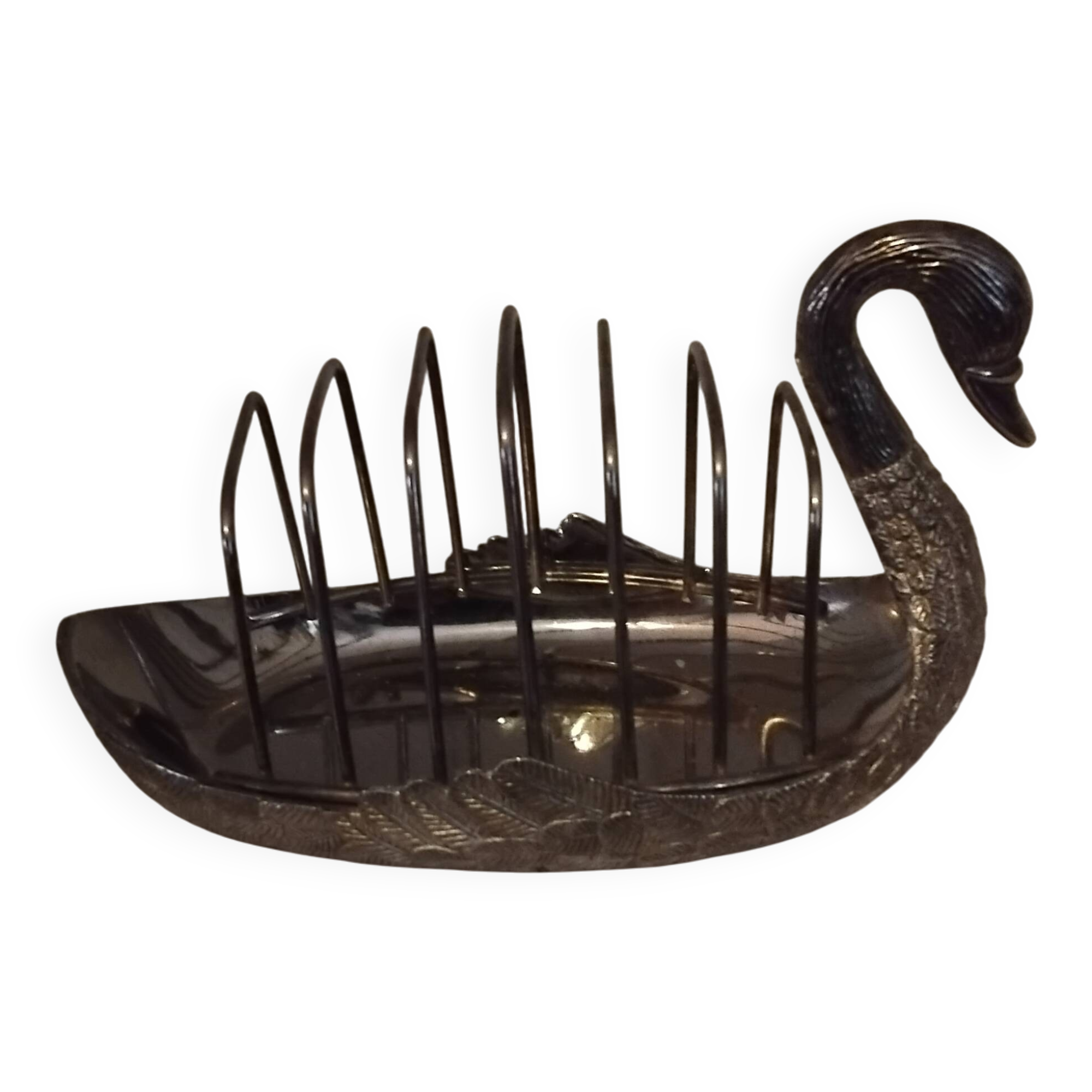 Service a toast with 6 silver-plated spoons.