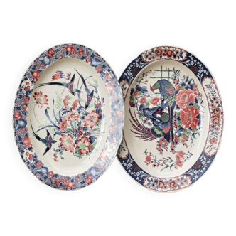 Pair of Japanese ceramic dishes