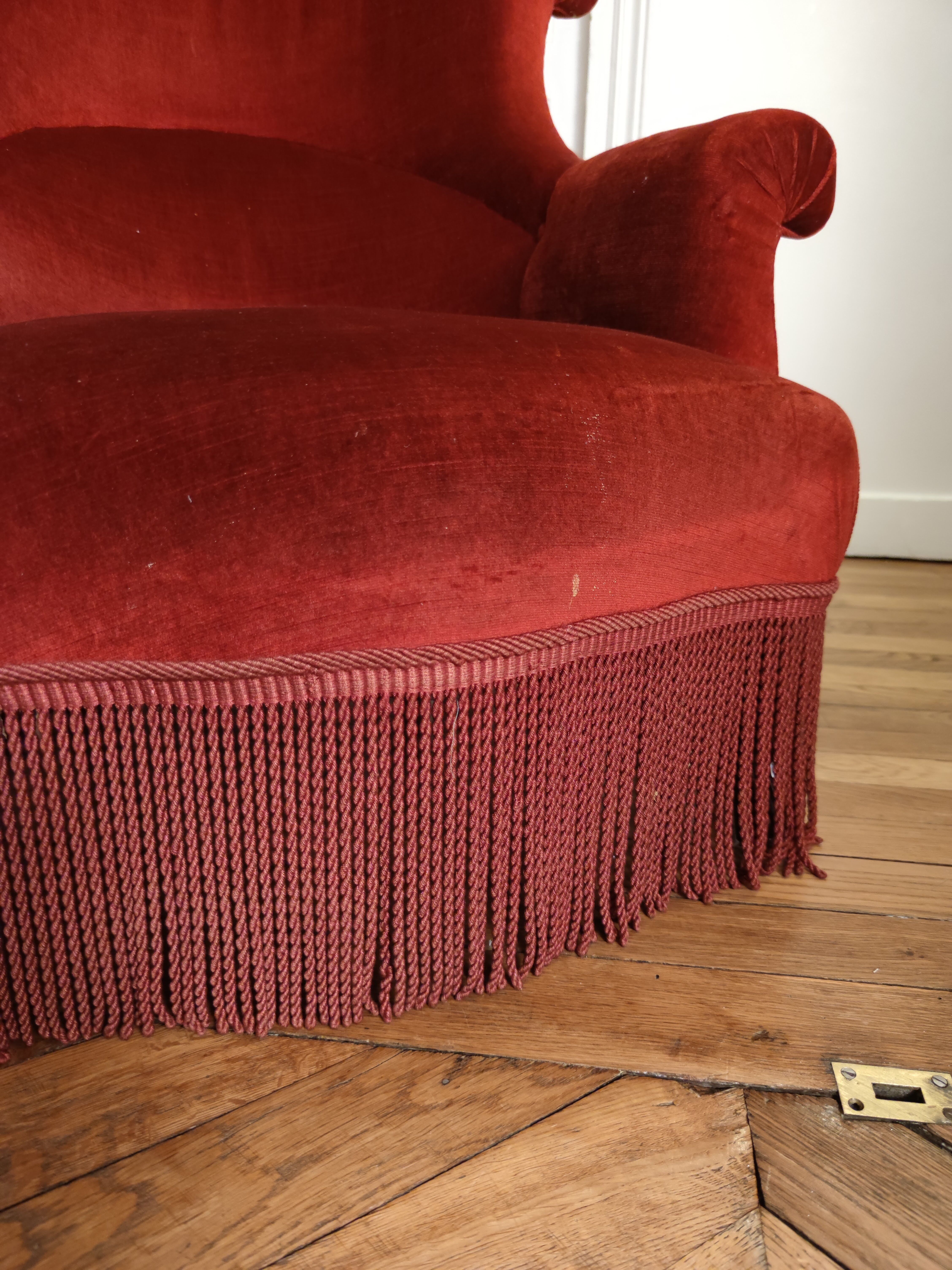 Velvet toad armchair