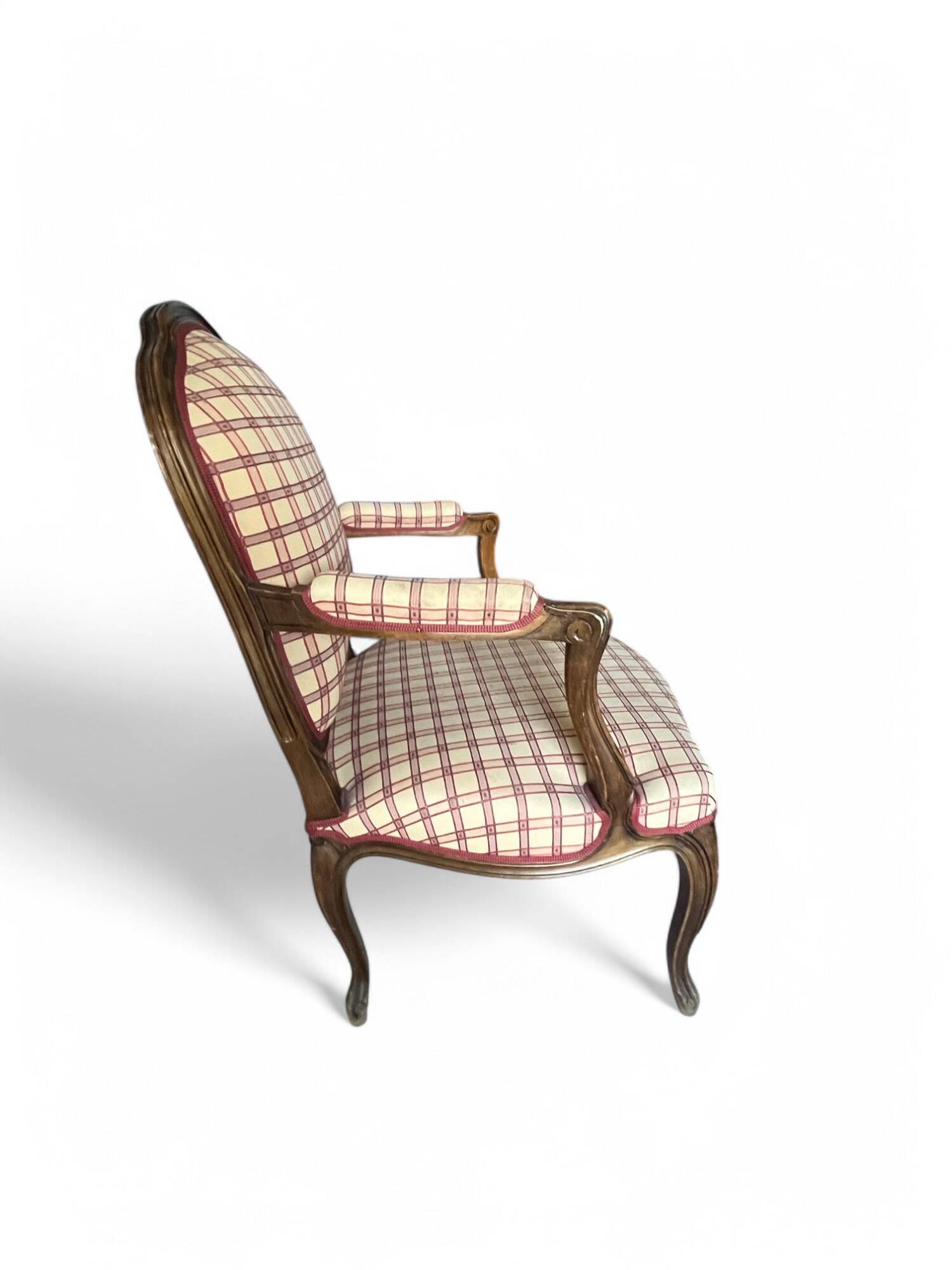 Fauteuil cabriolet bois et tissu style fin XXème