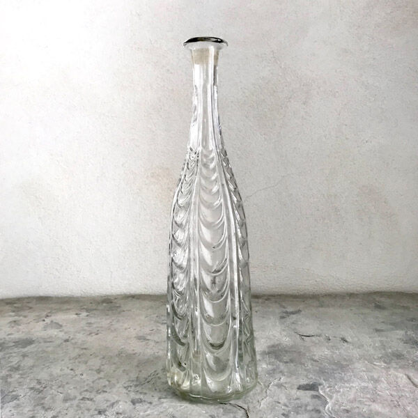 Glass carafe