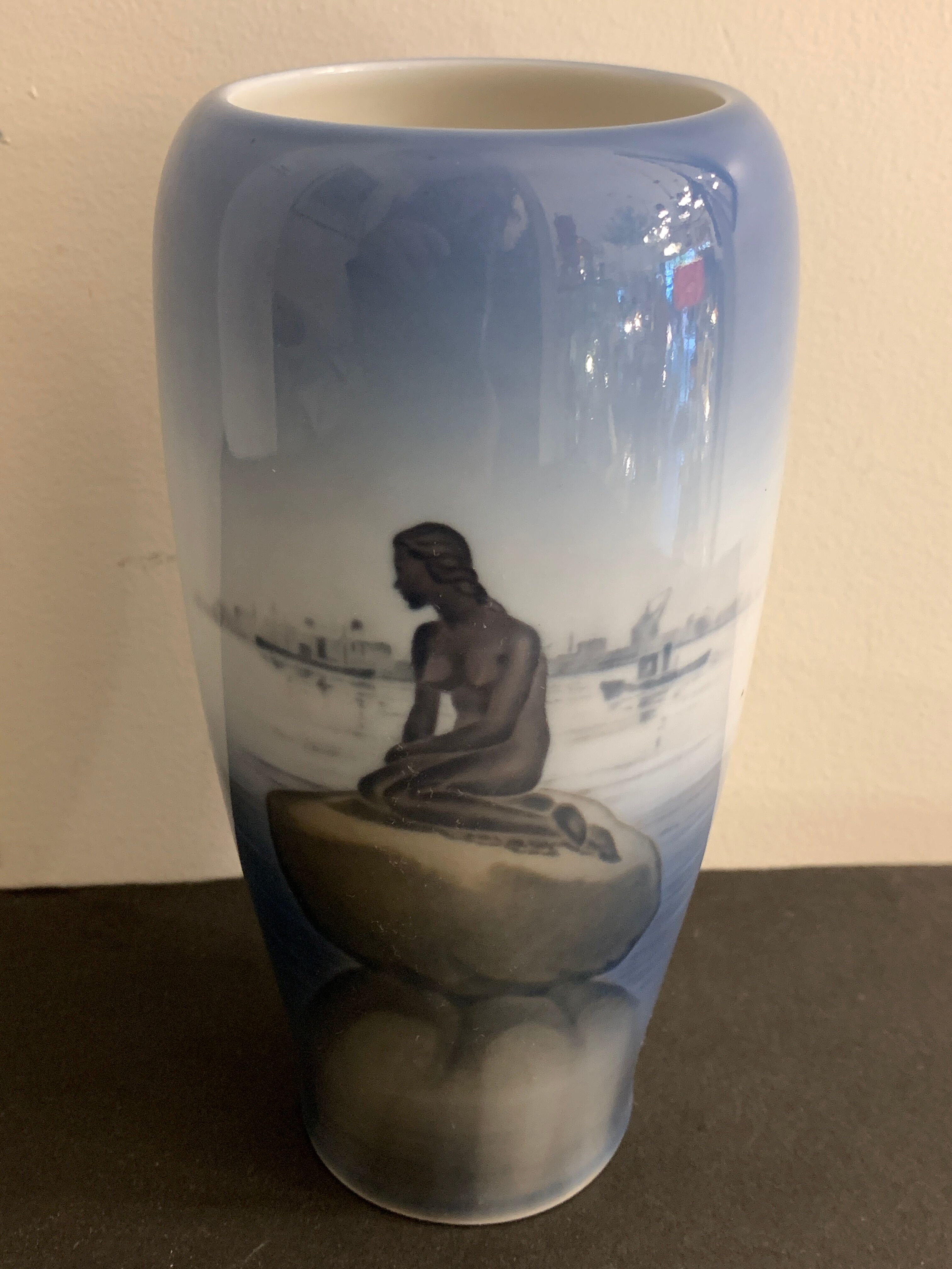 Vase danois en porcelaine, la petite sirène de Royal Copenhagen Langelinie, 1970
