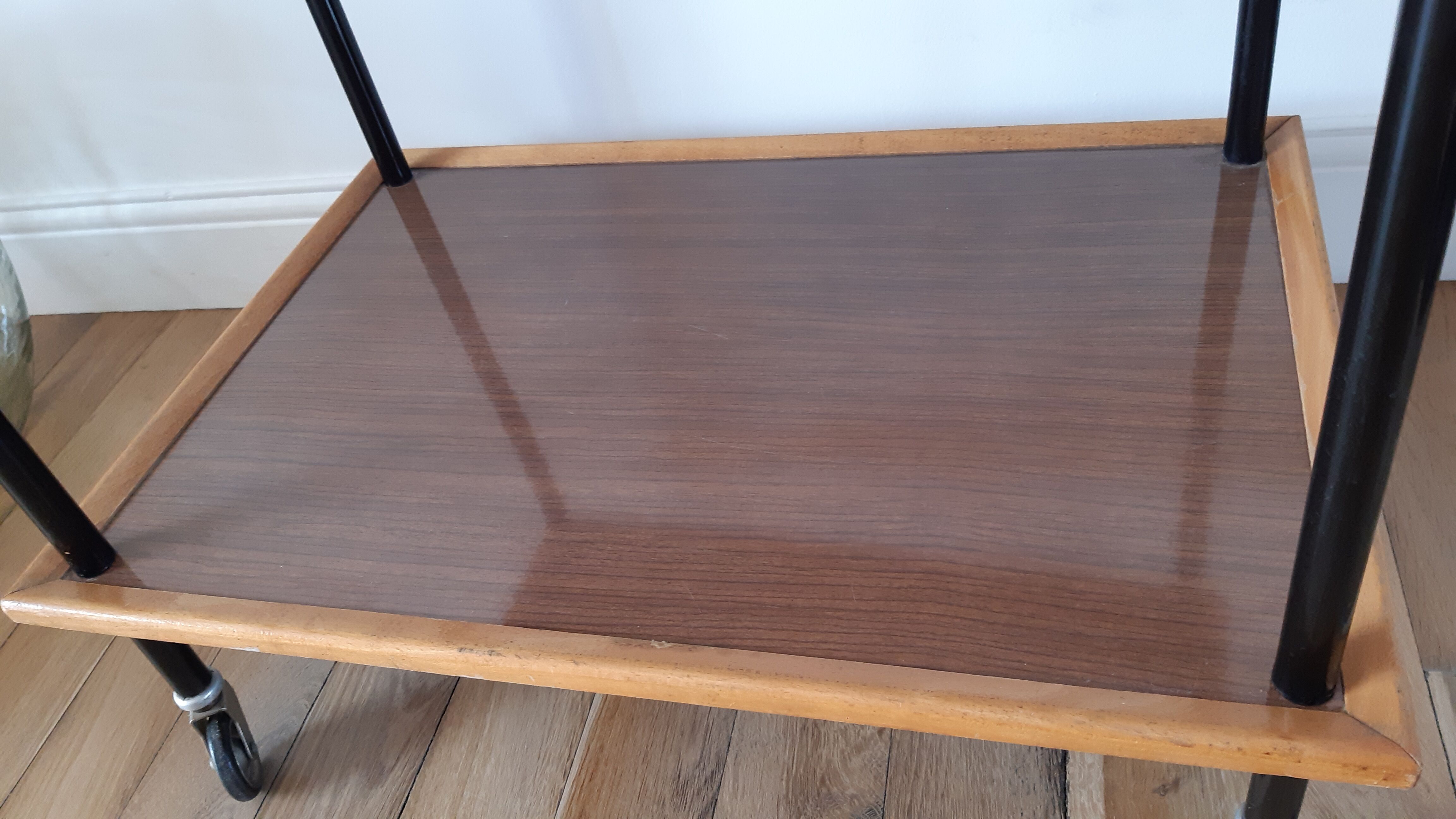 Served in beech wood and formica 60s