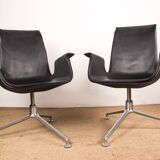 Pair of Danish armchairs in Black Leather and Chromed Steel, model FK 6725 Fabricius & Kastholm by Knoll