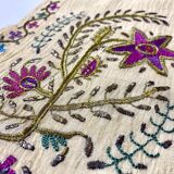 Broderie à la main méditerranéenne antique, héritage de l'artisanat grec