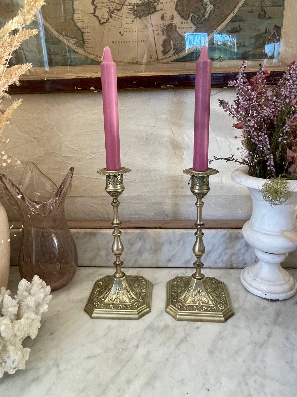 Paire de bougeoirs en laiton XIXème