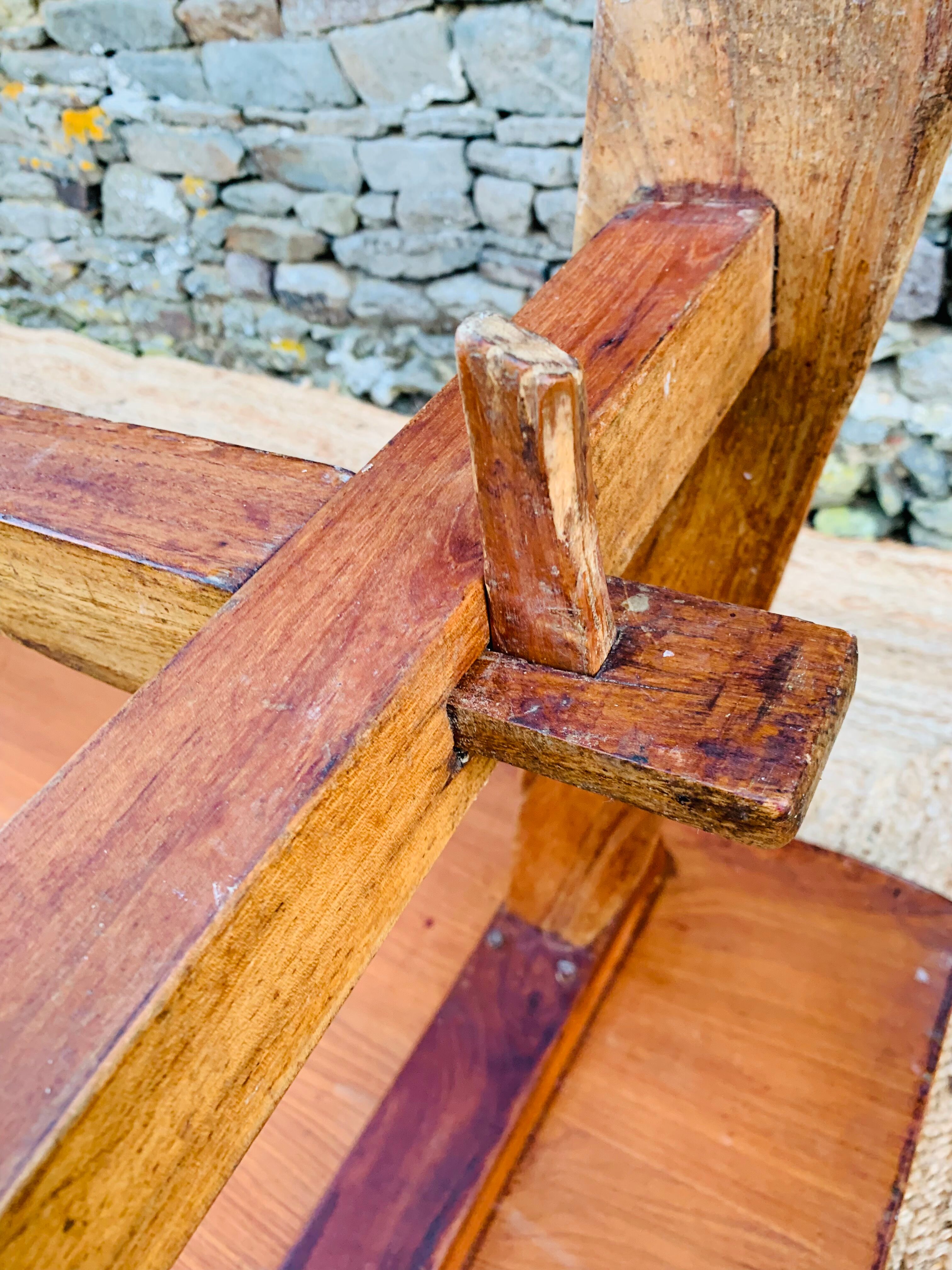 Elm table from Aranjou