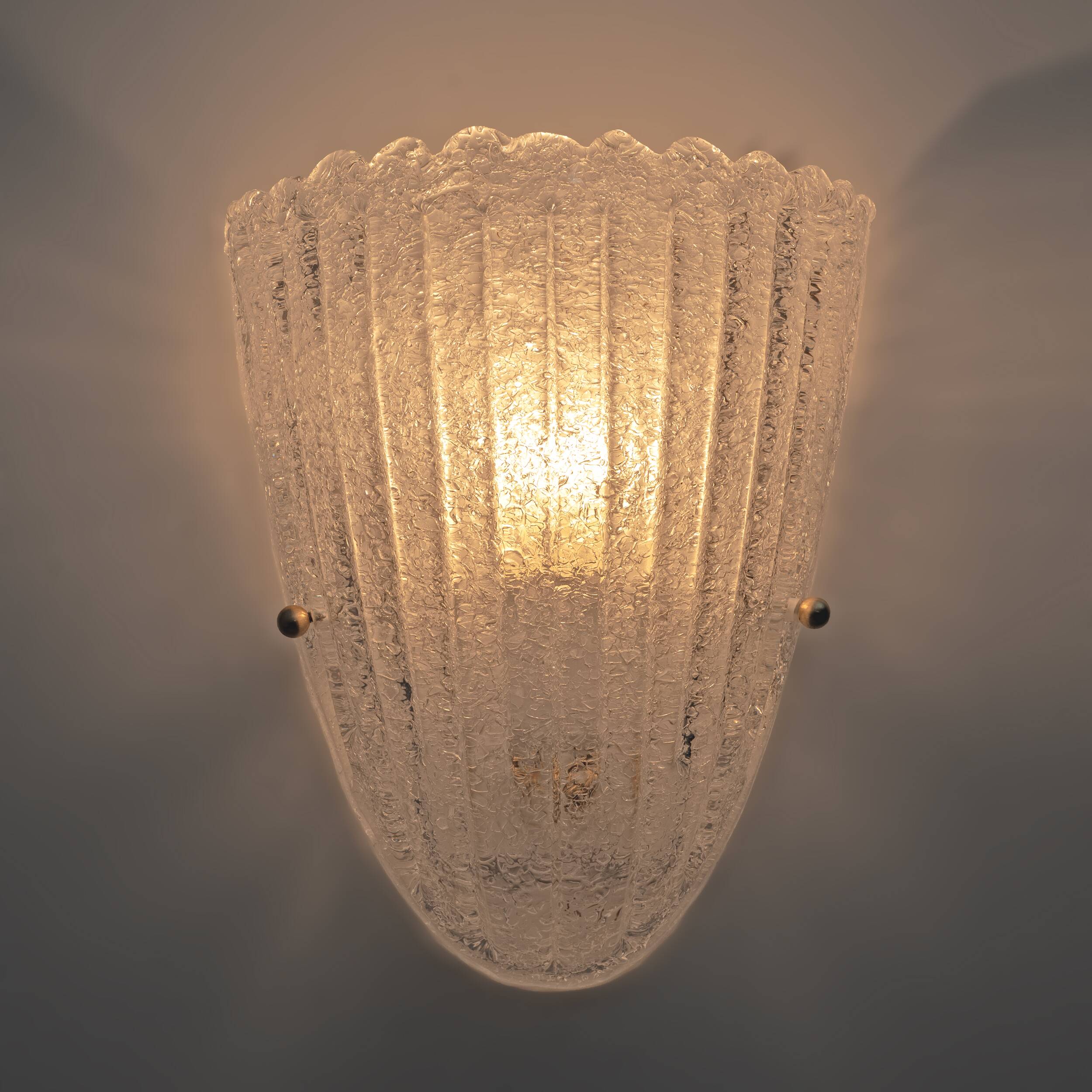 Barovier Style Mid-Century Modern Italian Murano Glass Shell Sconces, 60s, Pair.