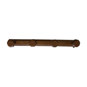 Wooden hook 4 arms year 30
