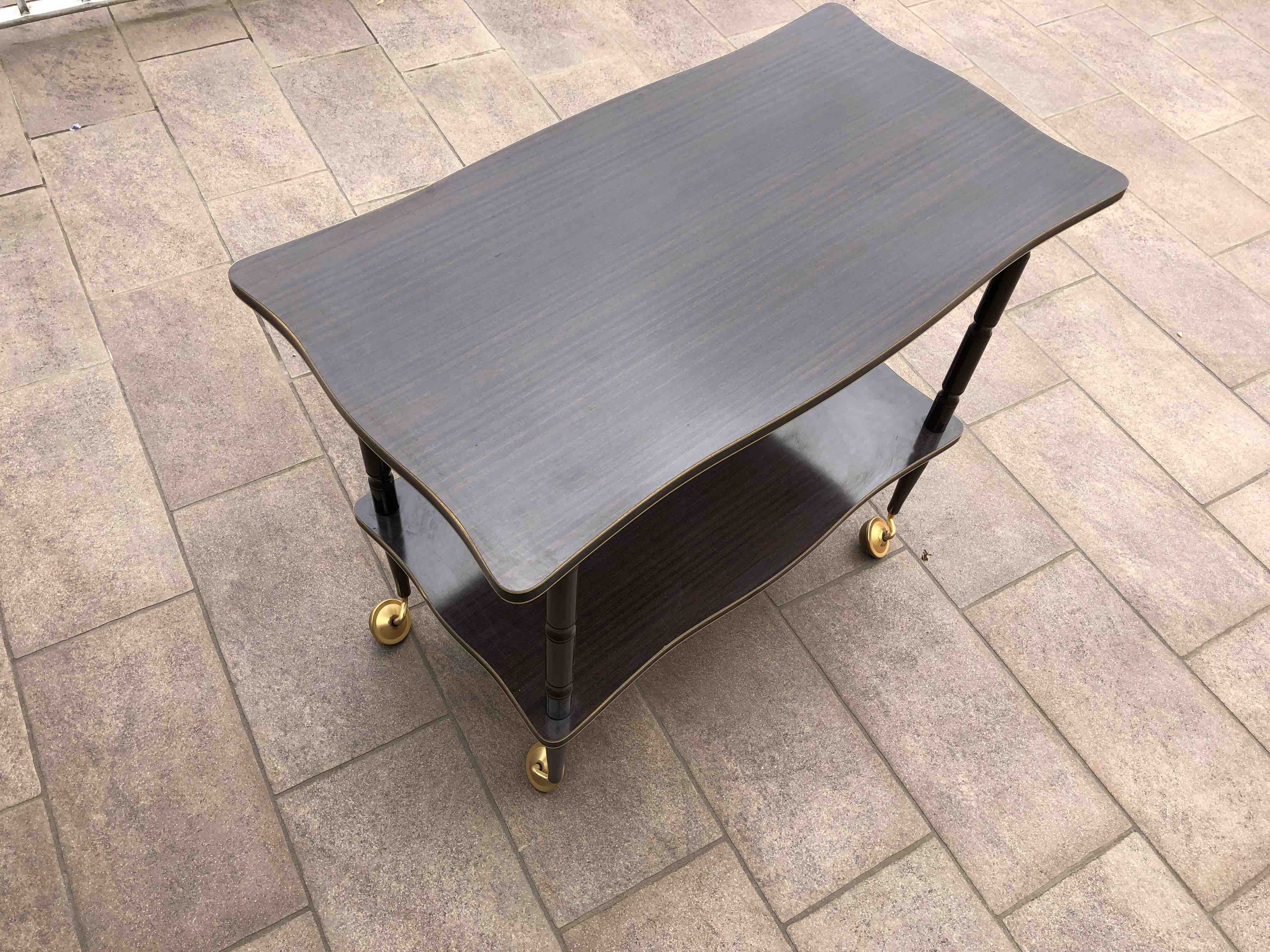 70s rolling table
