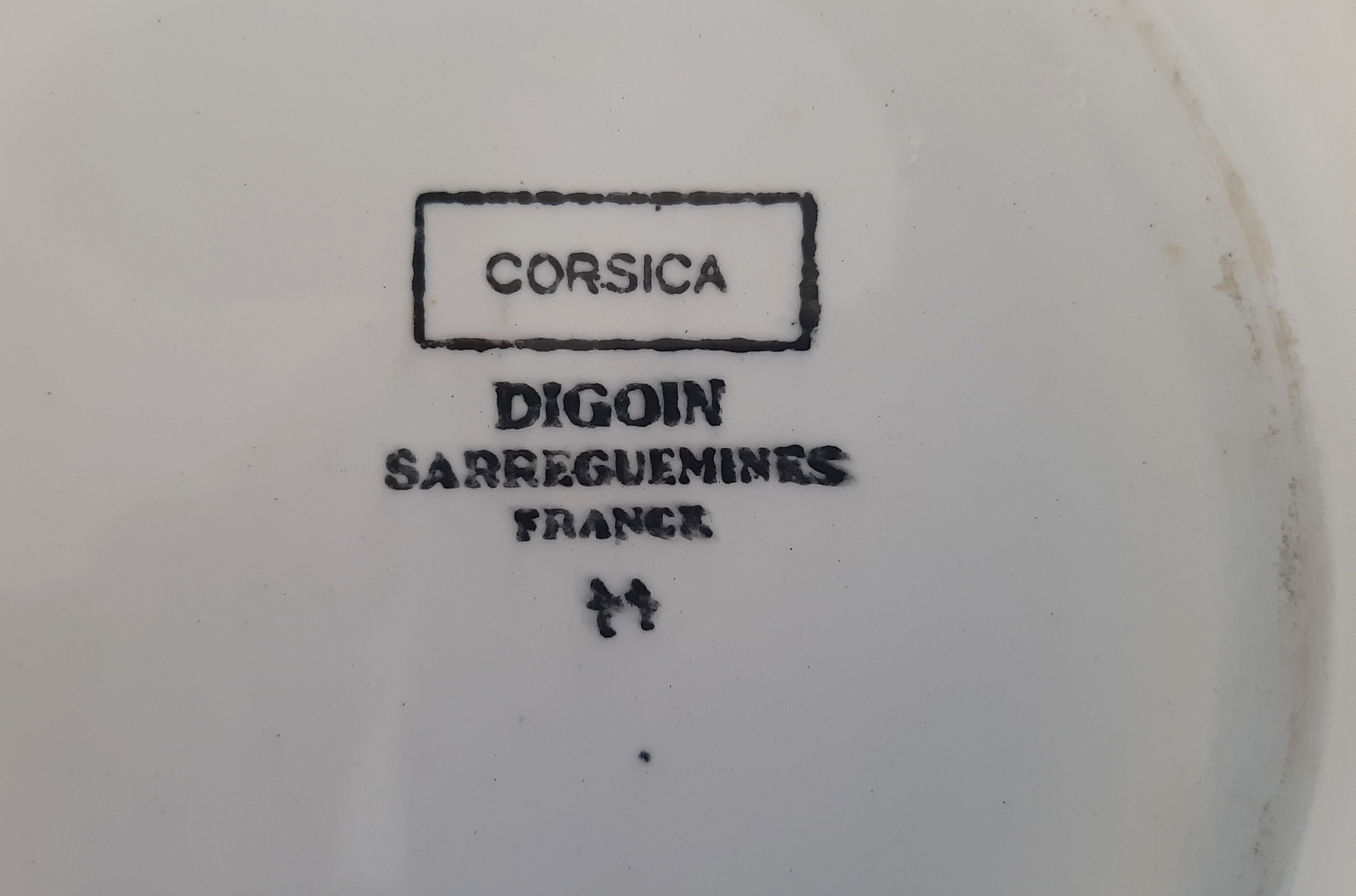 Saladier ancien signé Digoin Sarreguemines France modèle Corsica