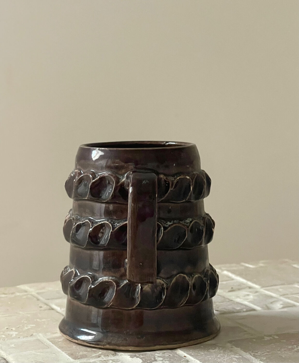 Accolay stoneware cup.