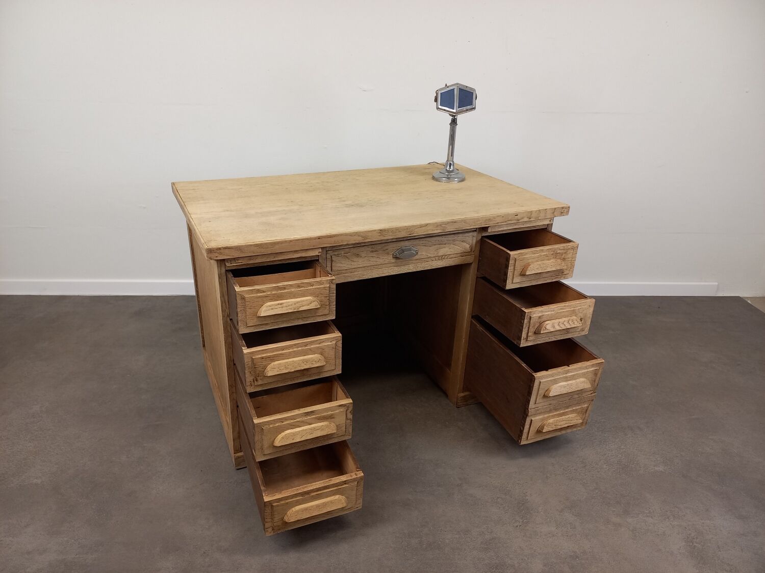 Desk with oak drawers
