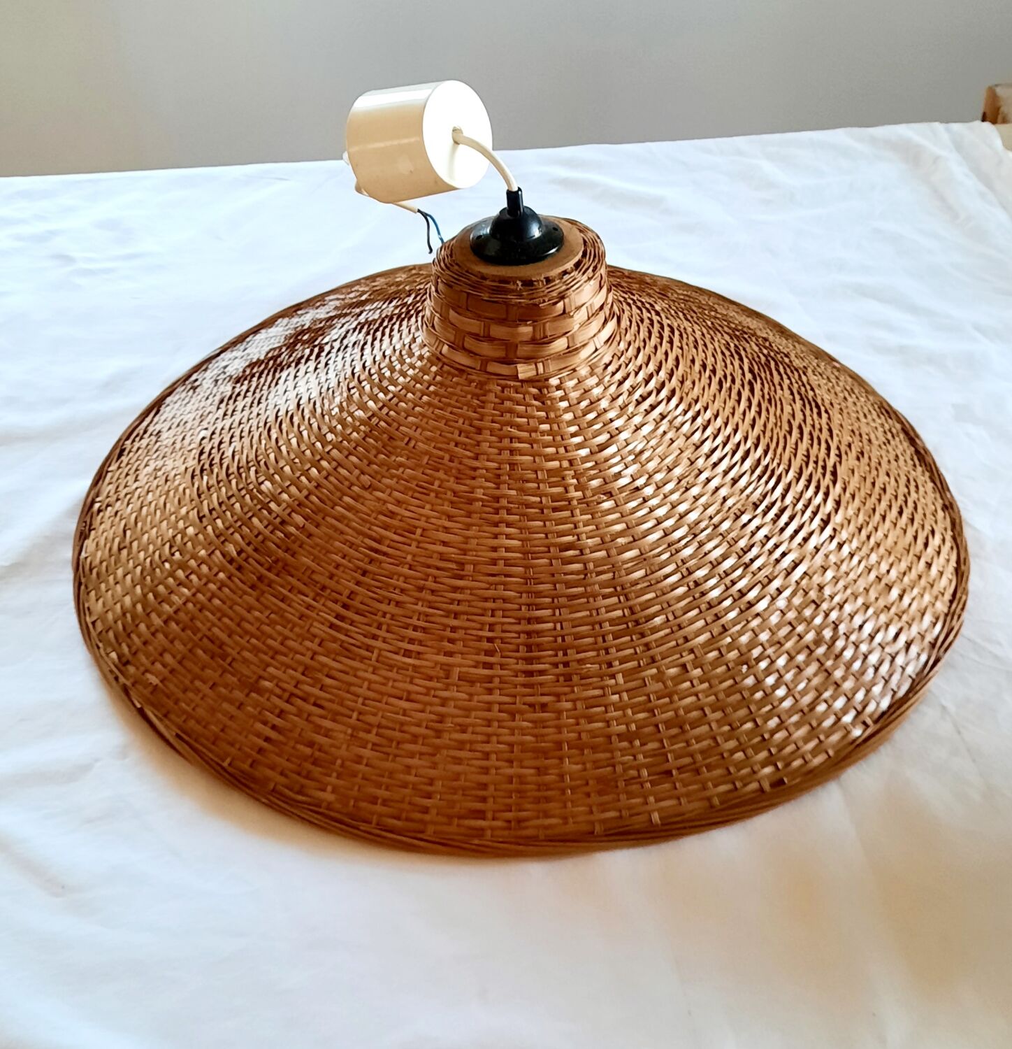 Vintage wicker pendant lamp