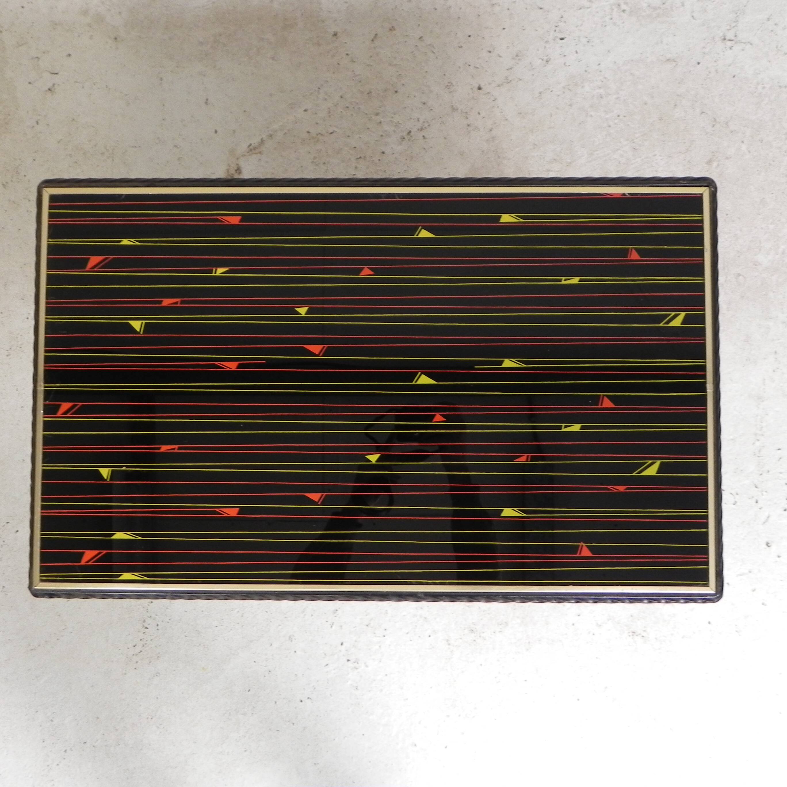 Table basse vintage avec 2 plateaux en verre avec impression des années 50