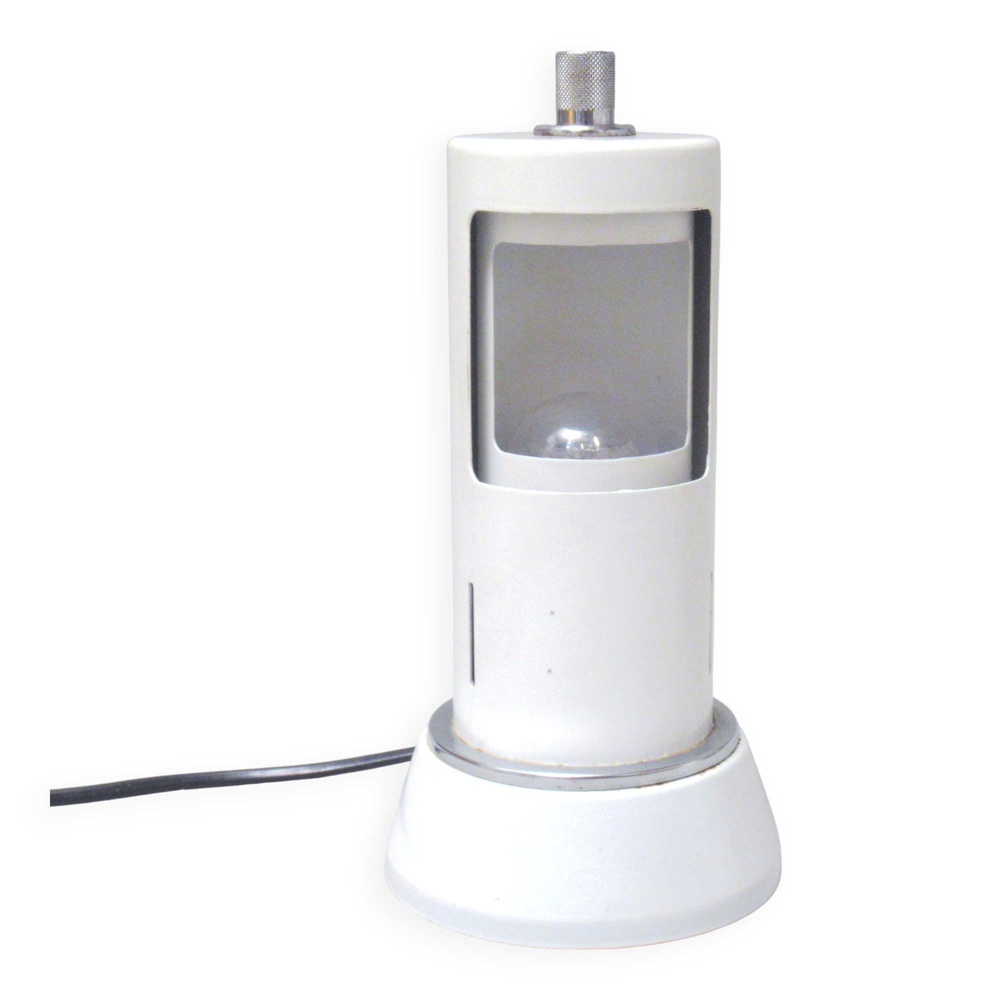 Italian Faro lamp with a swivelling shade from the 1960s.