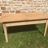 Farm table with 2 drawers