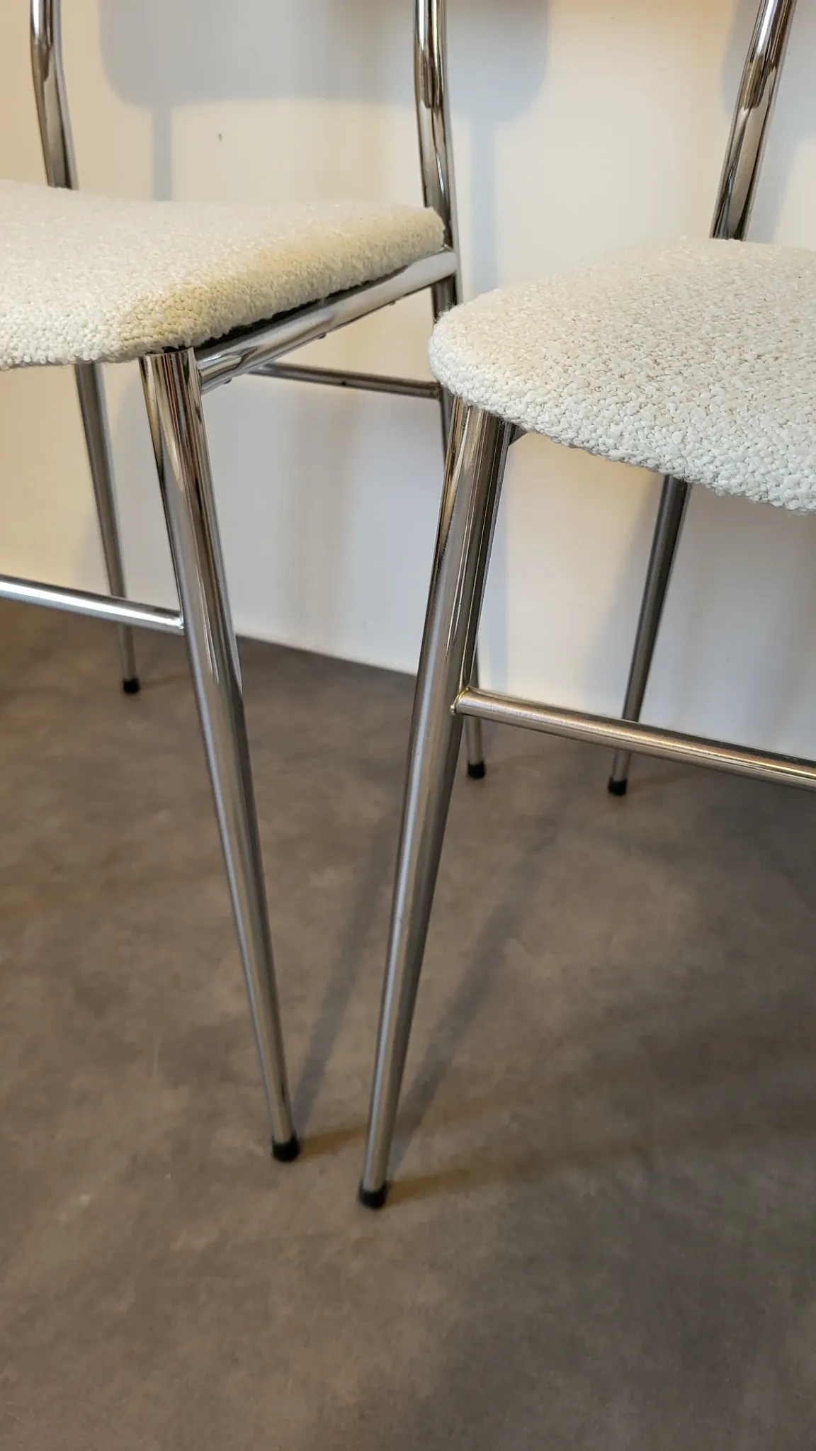 3 chaises formica bouclettes blanches
