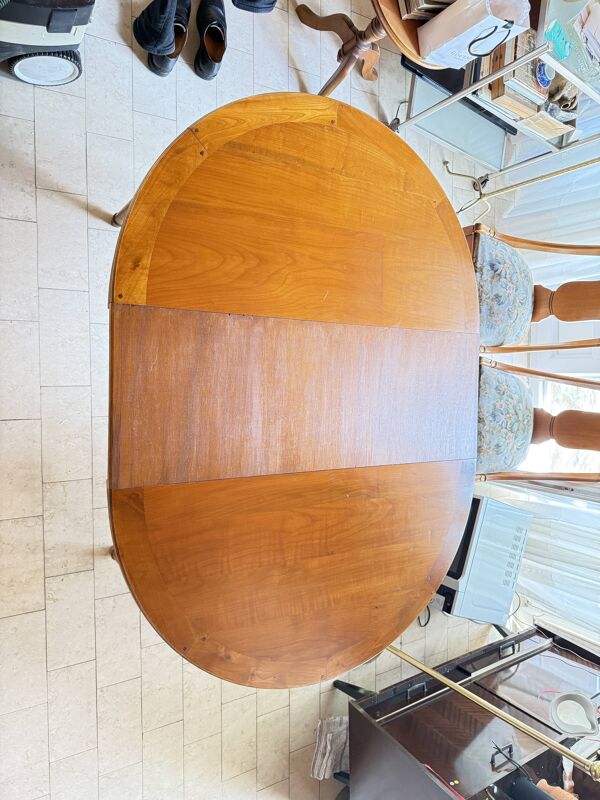 Table extensible et 4 chaises en merisier