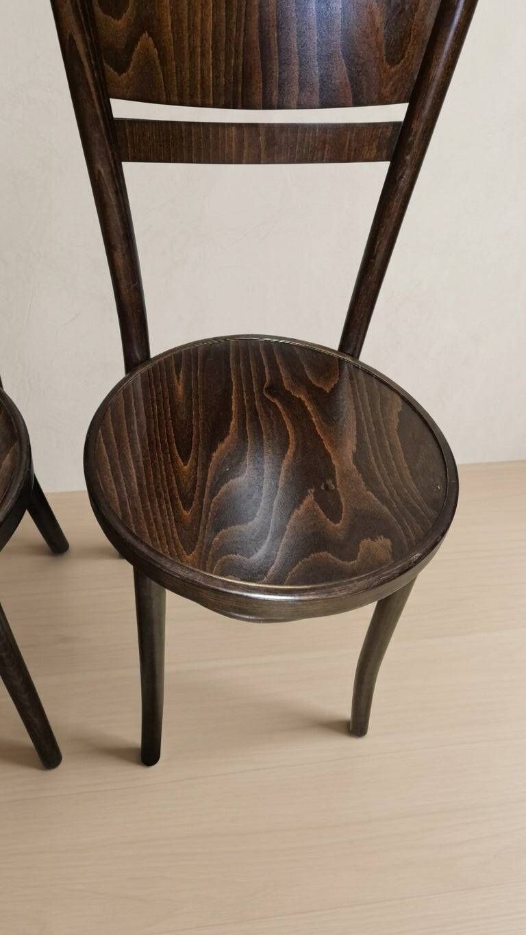 Set of 4 ton wooden dining chairs, 20th century, czechoslovak, 90 × 46 cm