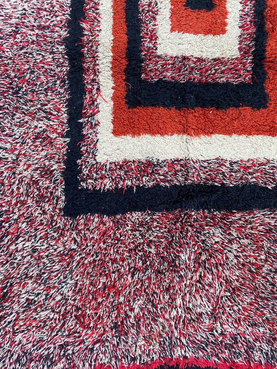 Handmade French Cogolin art deco rug 120x220 cm