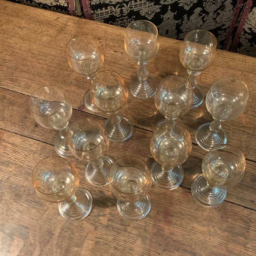 Suite of 12 Moselle wine glasses