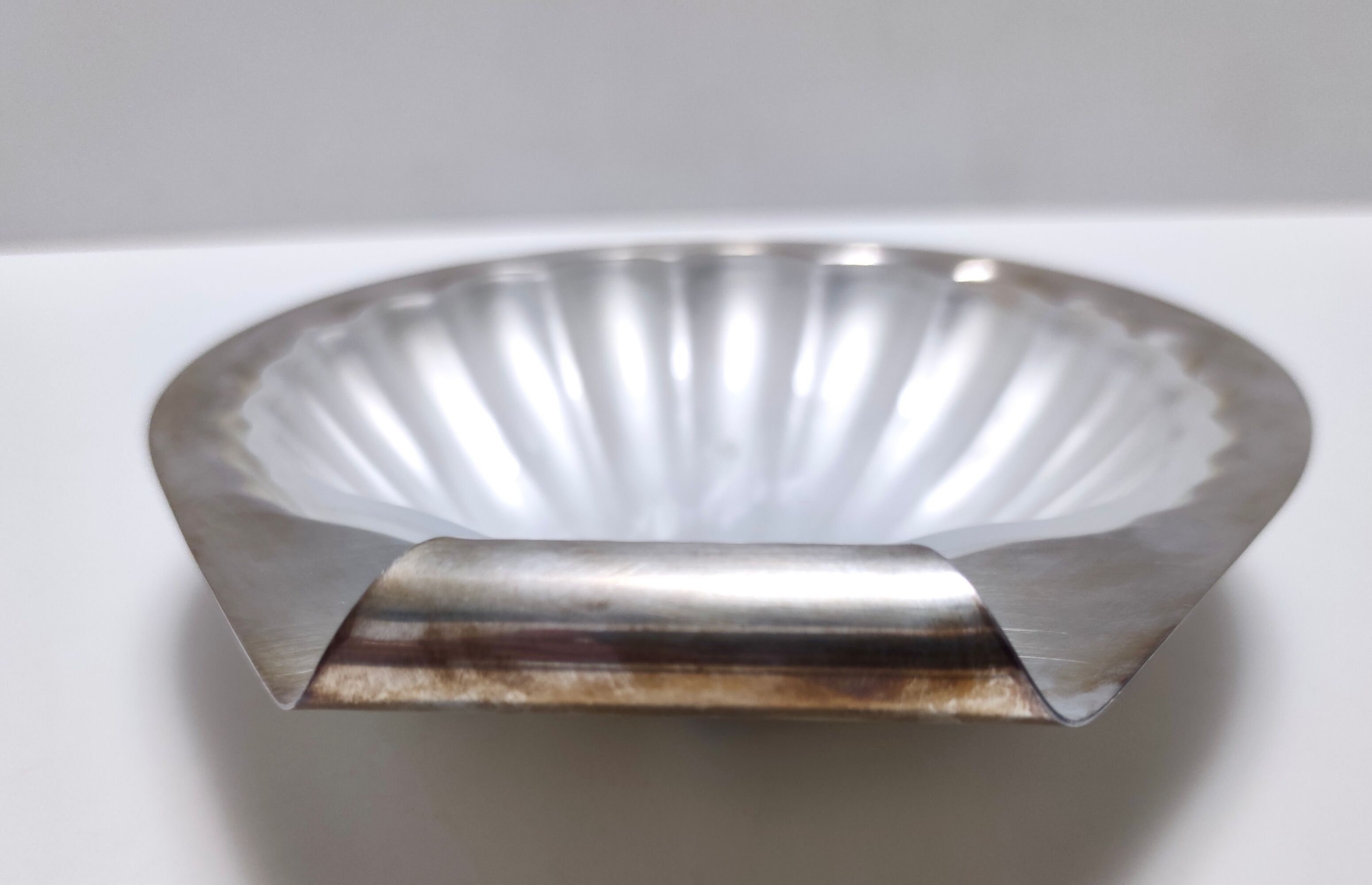 Postmodern lino sabattini silver-plated brass and glass shell vide-poche, italy