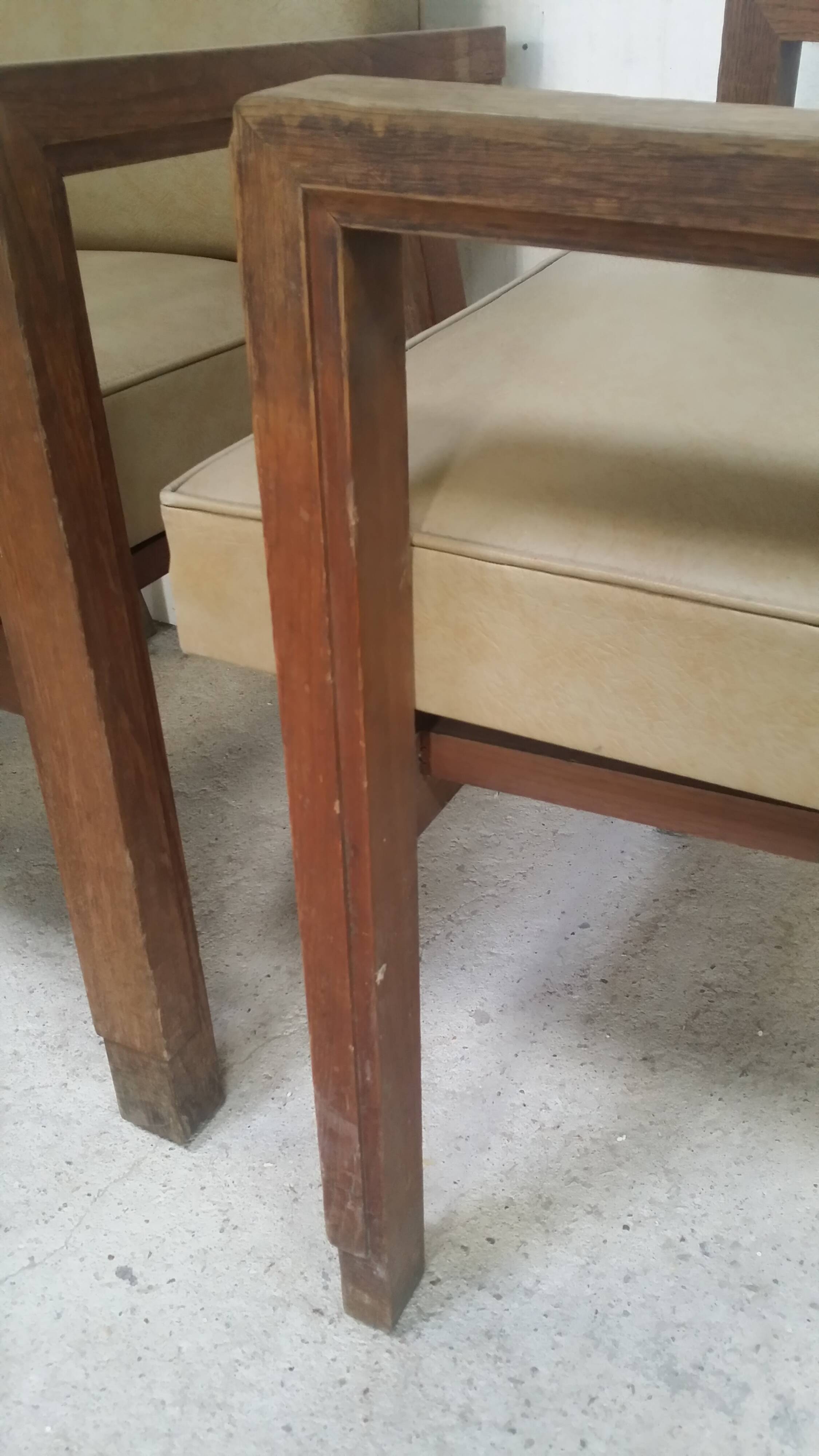 office chair and visitor chairs