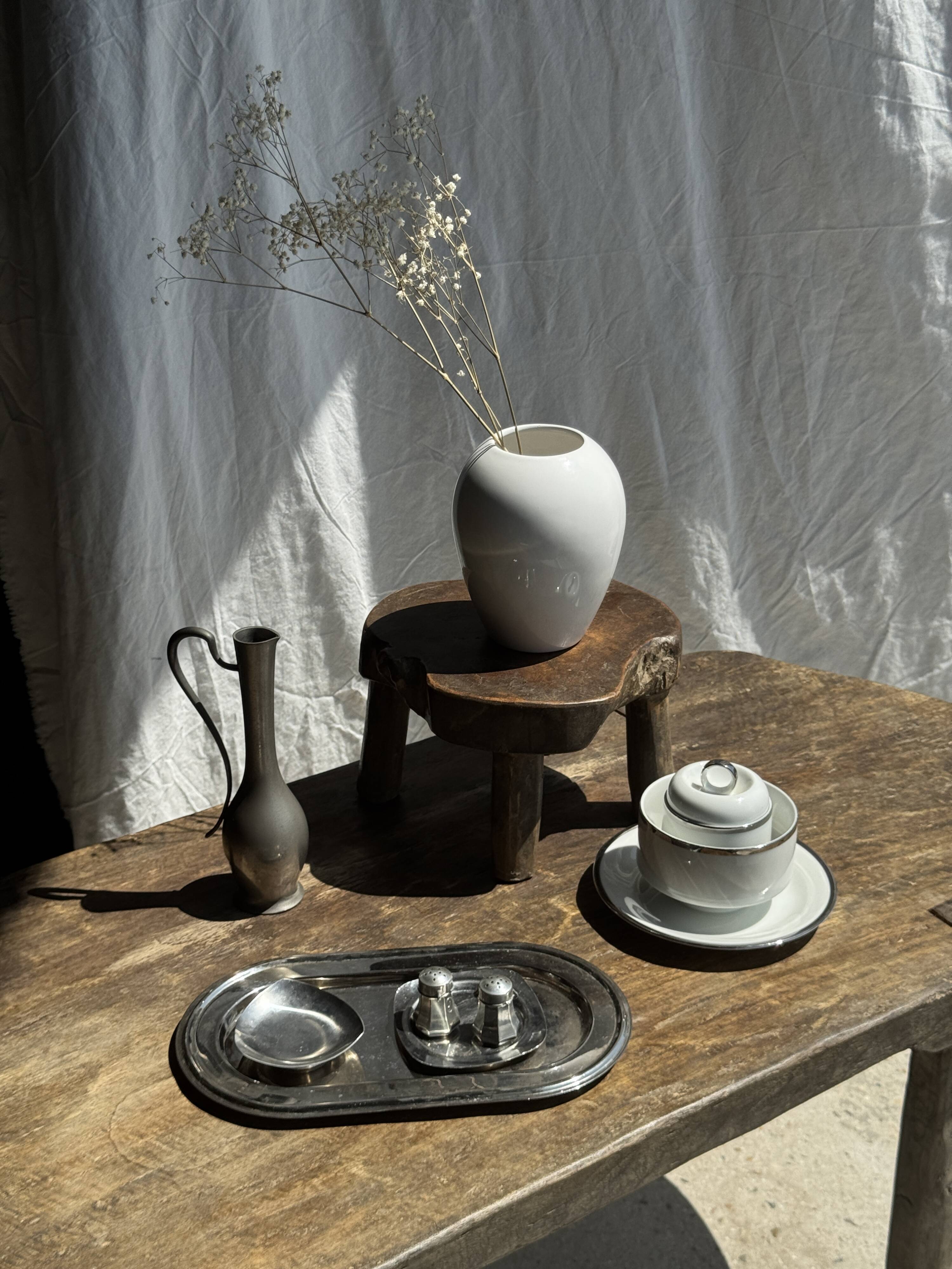 Small 19th century pewter jug, 95% hallmark H20.5