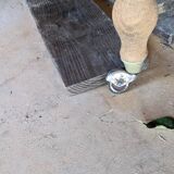 Antique table (airbrushed)