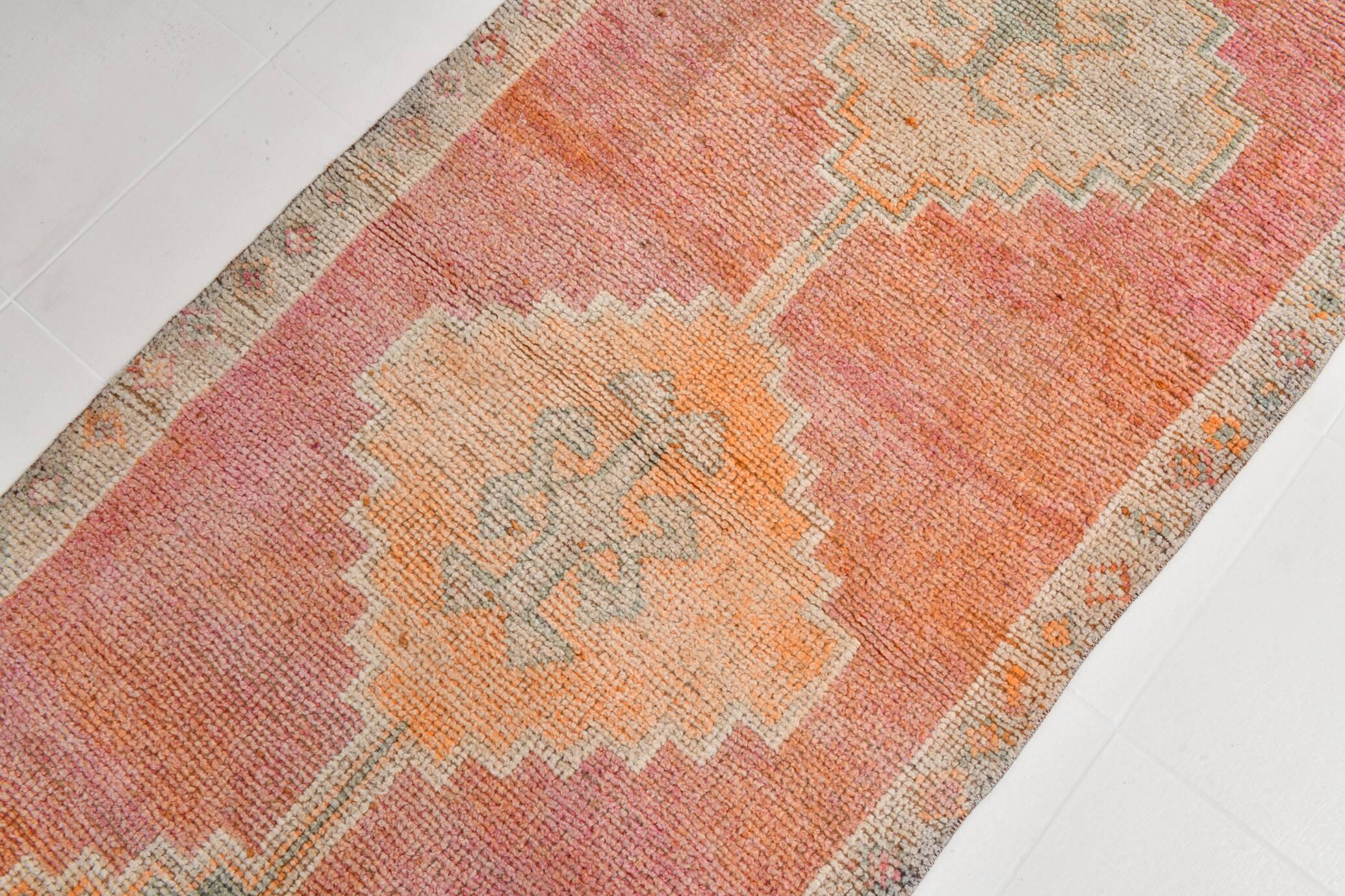3x10 Peach Red Orange Turkish Runner Rug, 101x311Cm SK 22019
