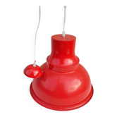 Suspension rouge en métal
