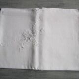 Old embroidered tablecloth: 130x130cm