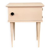 Bedside table with spindle legs