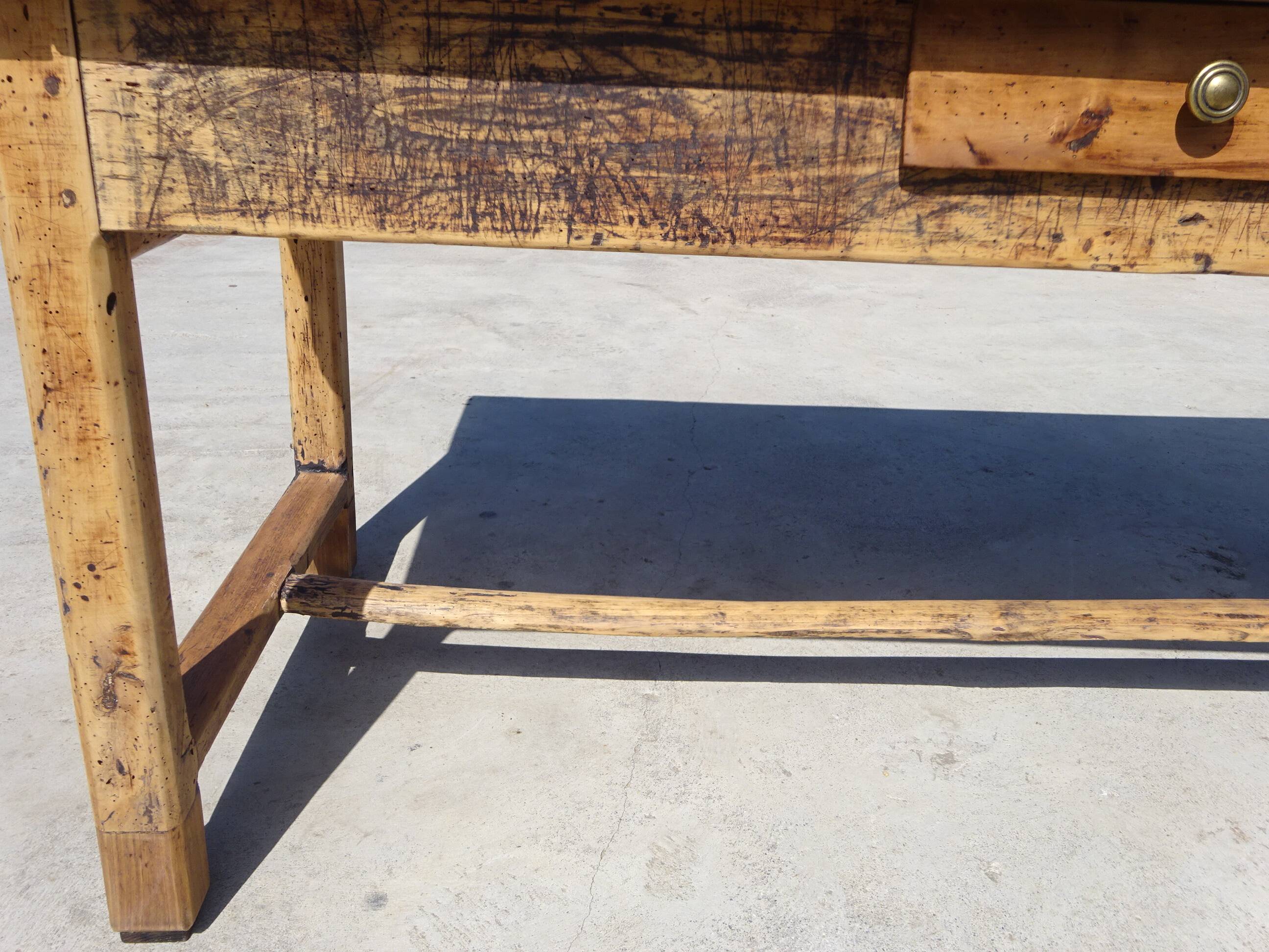 Ancienne table de ferme en chêne massif