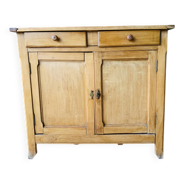 Buffet parisien vintage
