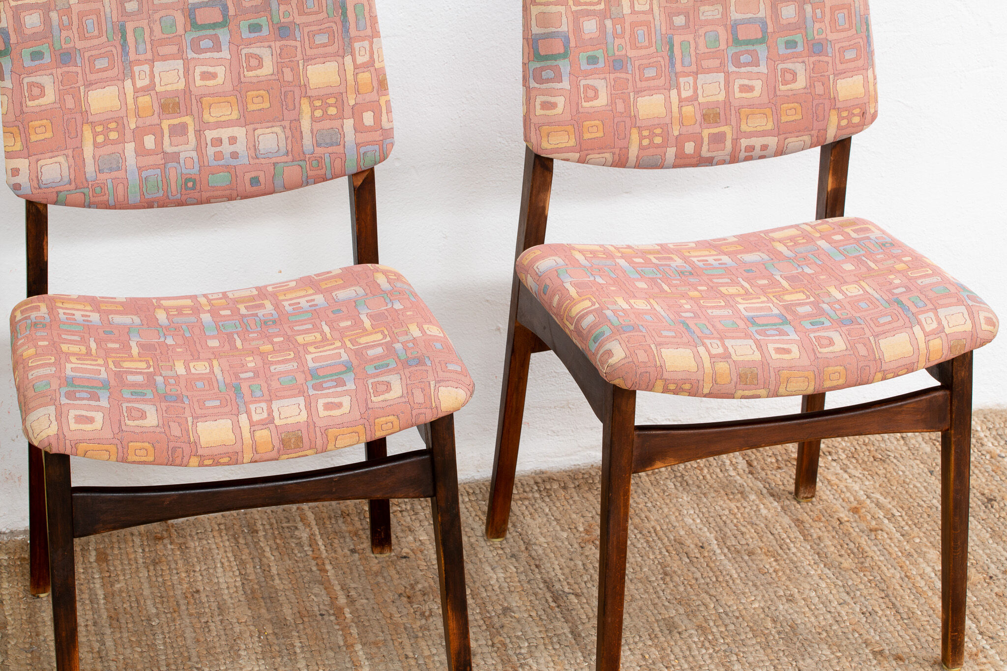 Chaises scandinaves  47 cm