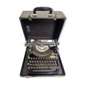 Underwood typewriter writing machine