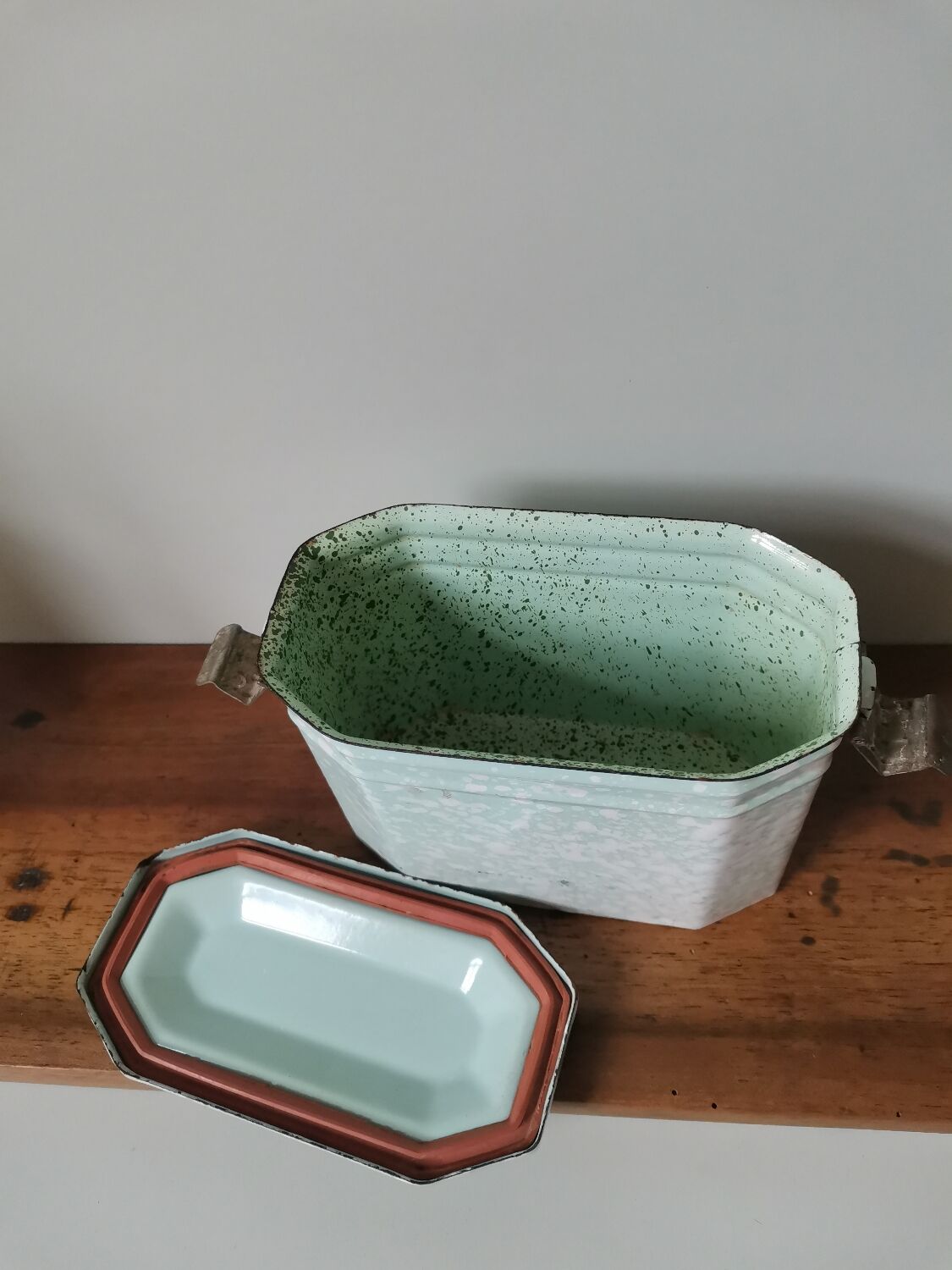 Vintage blue and white speckled enamelled metal lunch box