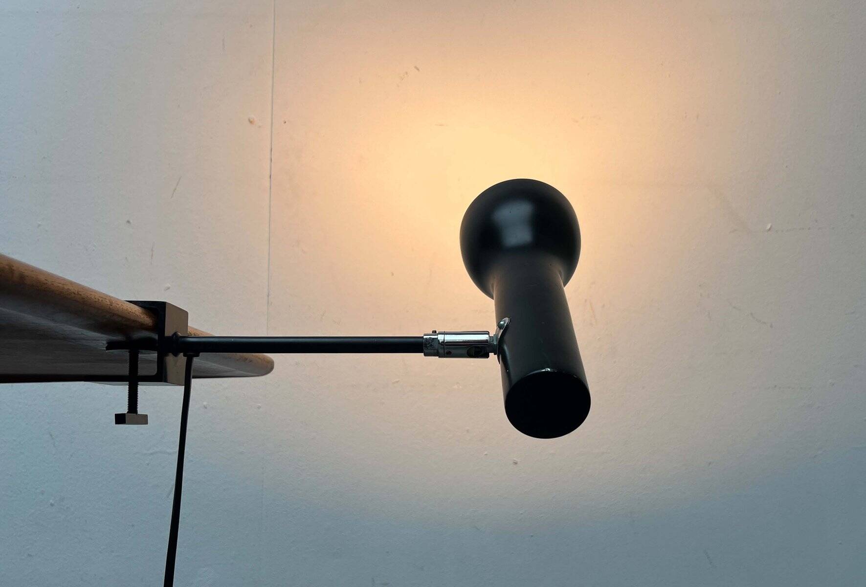 Mid-century minimalist Swiss clamp table lamp by the SLZ team for Swisslamps International, 1960s.
