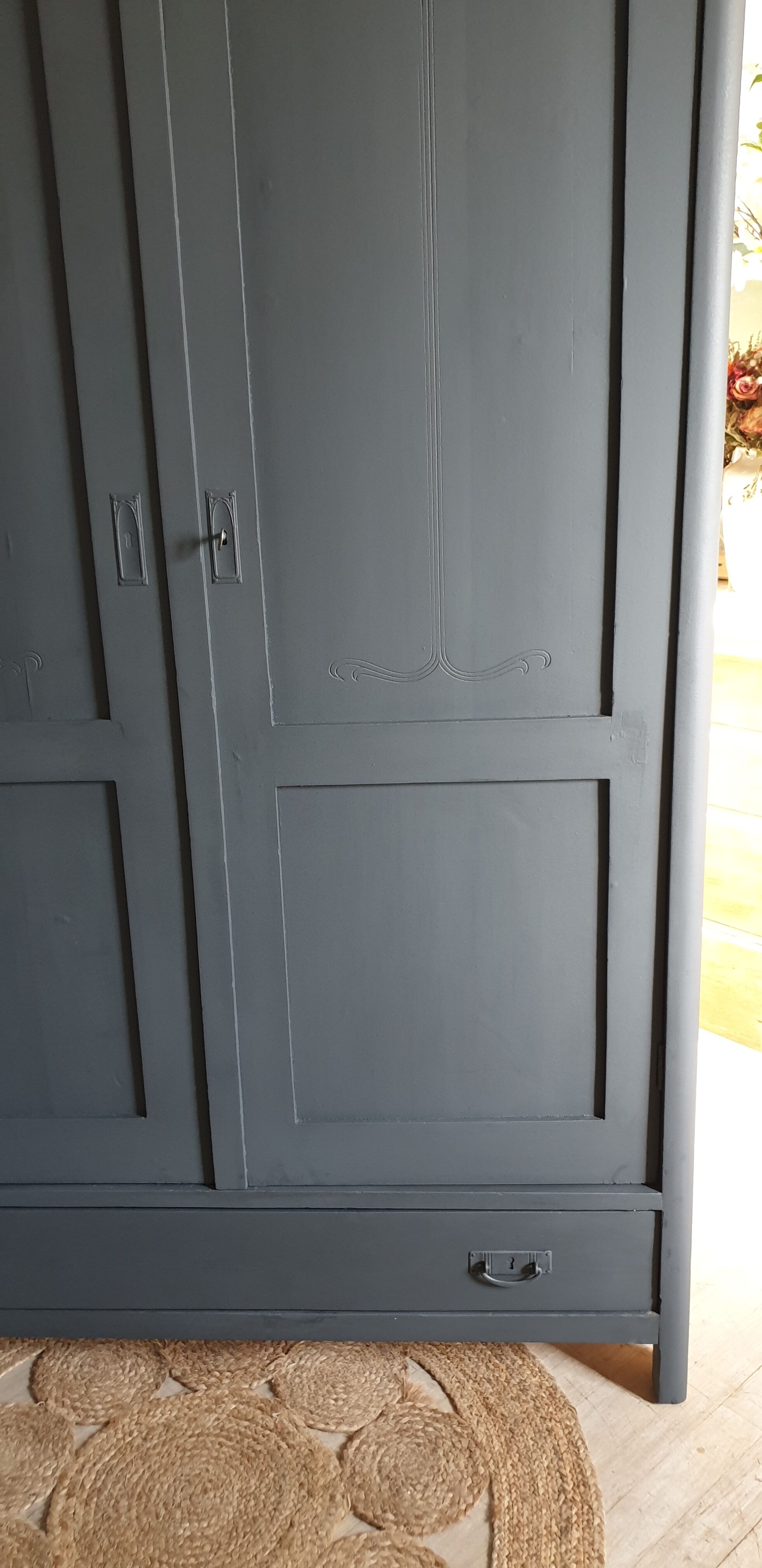 Grey cabinet
