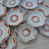 Series of 20 modernist plates Faïencerie de Castres