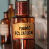 Flacon à pharmacie "Poudre des capucins"