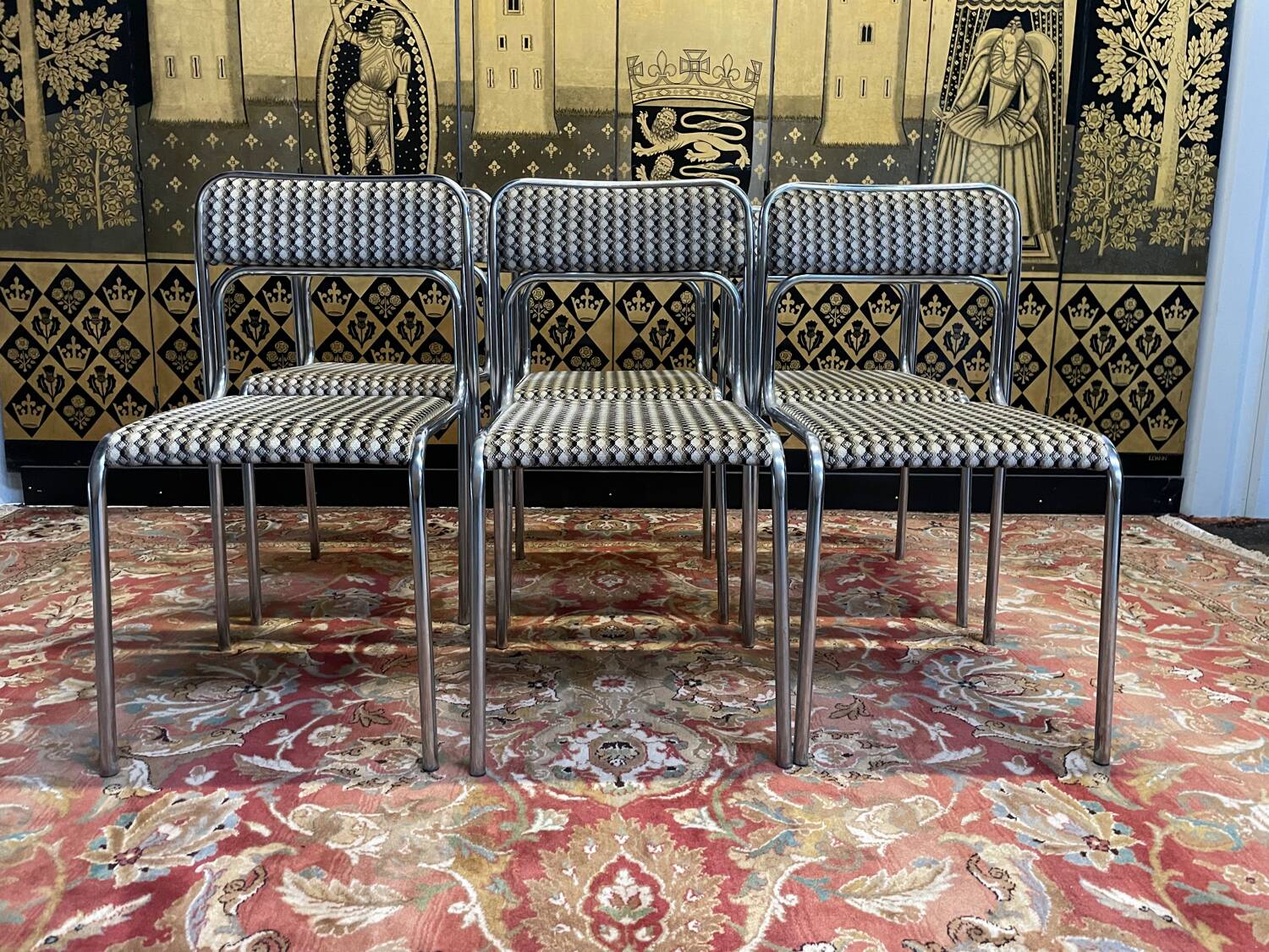 Suite de 6 chaises vintages 1970 chromées