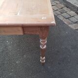 Table de ferme patine ancienne pieds tournés