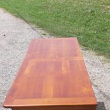 Cherry wood chest of drawers with 4 drawers