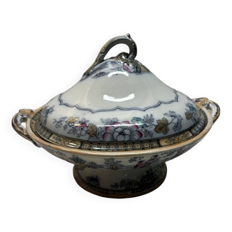 Chinese pattern porcelain tureen