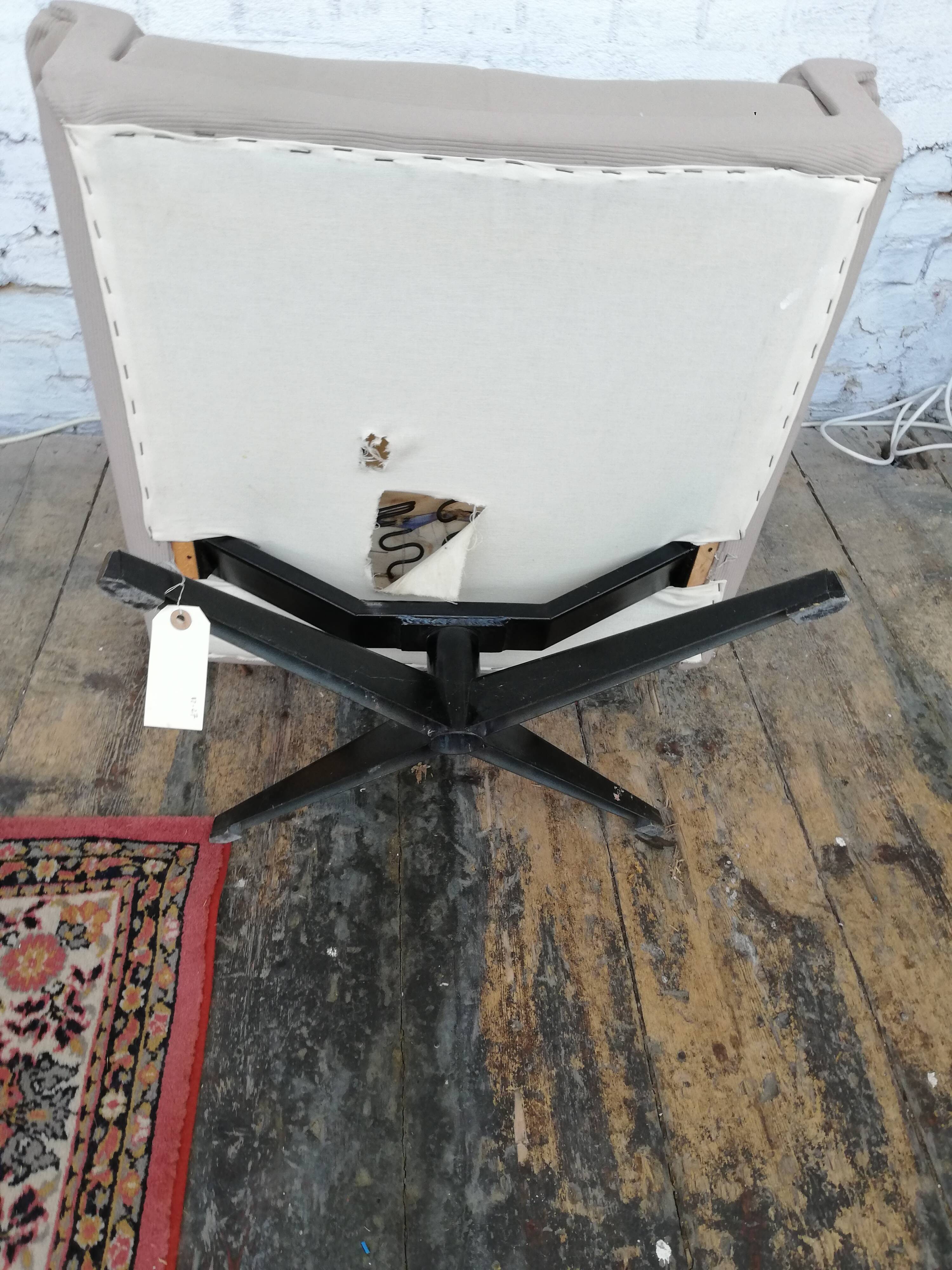 armchair and ottoman, Moravek Munzar, Ottoman