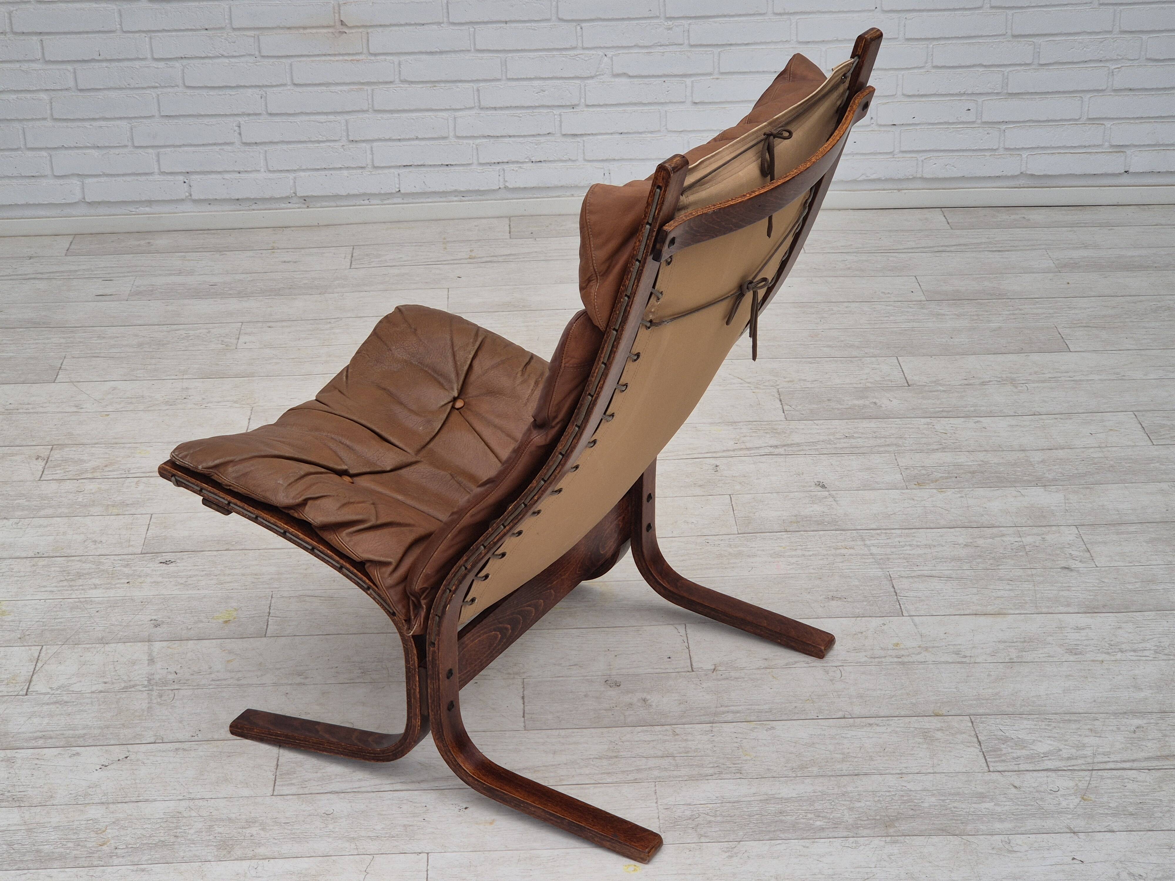 1970s, Norwegian design by Ingmar Relling, model "Siesta" for Westnofa, original condition.