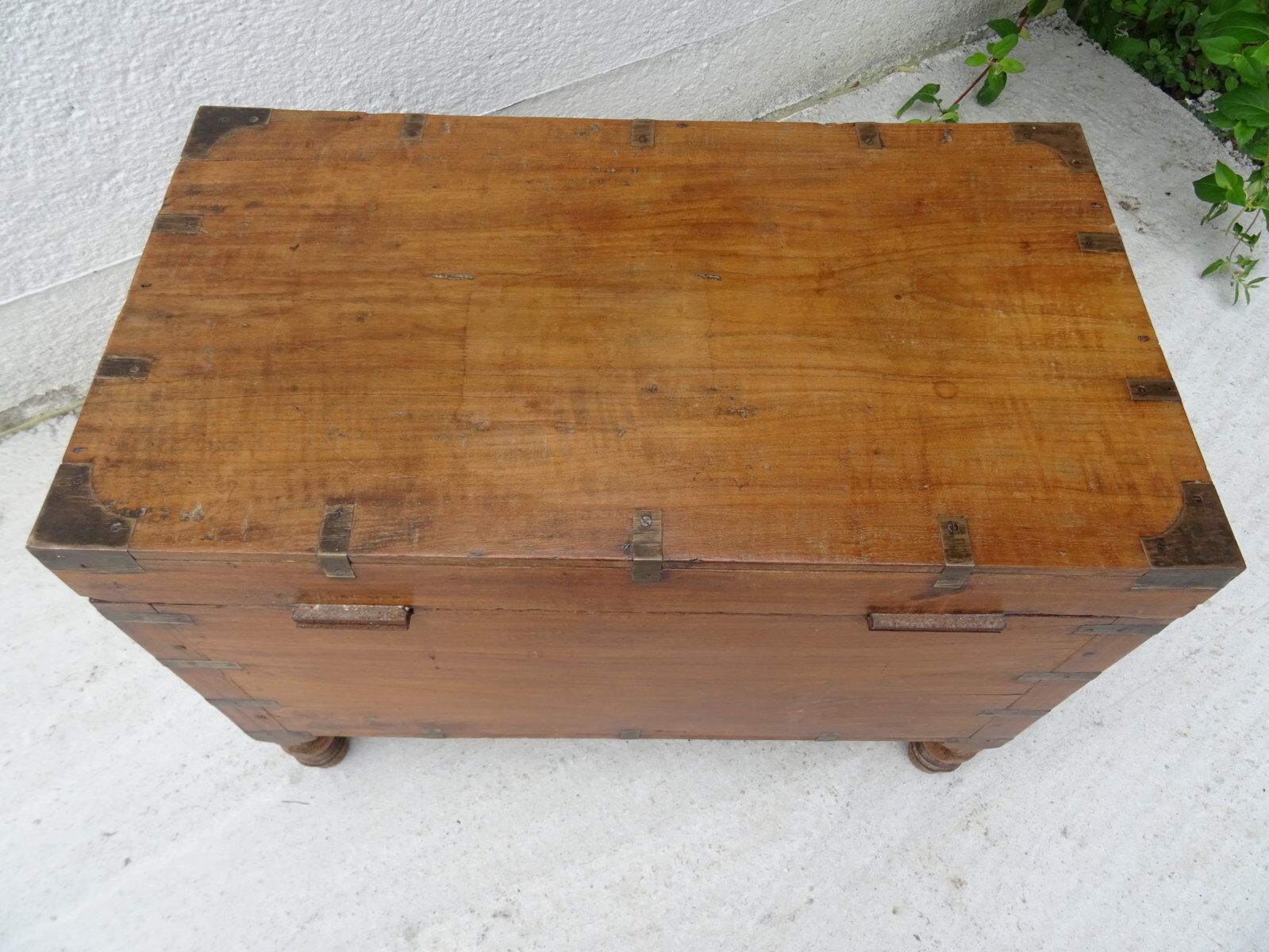 Naval officer chest in camphor